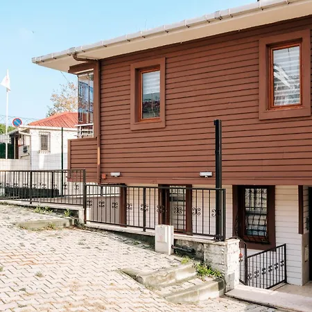 Central Flat Near Golden Horn And Bilgi University Appartement